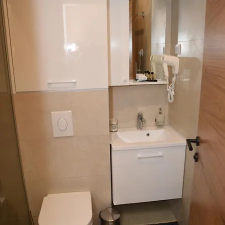 Zlatni Javor Twins Apartman *