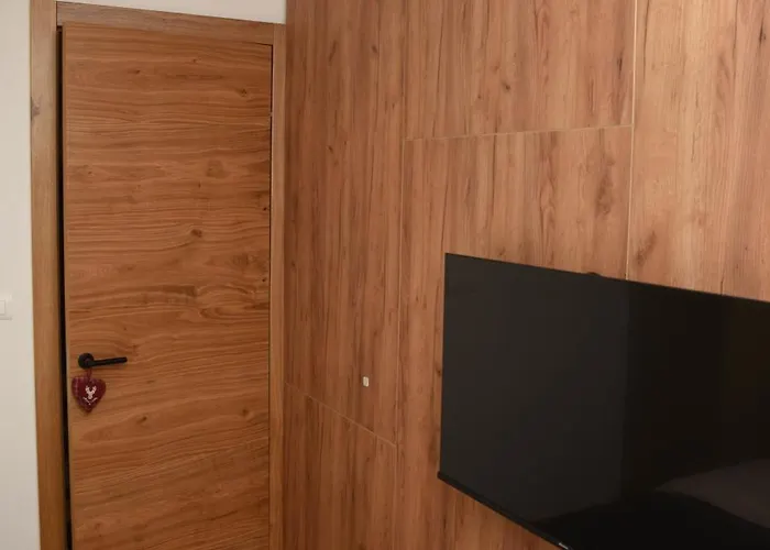 아파트 Zlatni Javor Twins